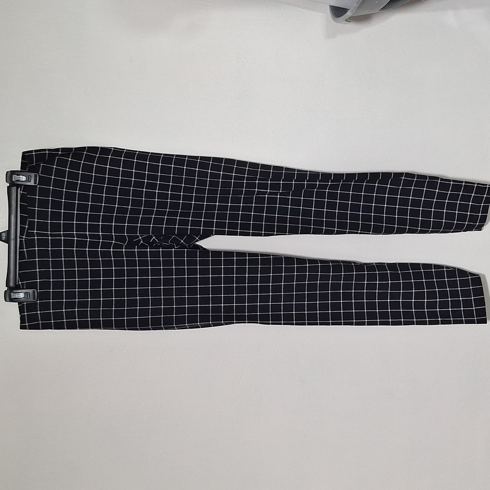 Old Navy Black Checkered Windowpane Pull On Pants